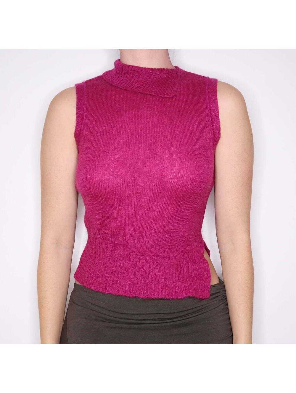 Y2K Italian Designer Magenta Mohair Blend Sleeveless Sweater (S/M)